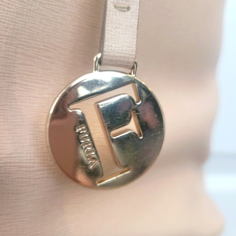 🤎🩵🤎 NWOT FURLA Linda Beige Saffiano Leather Top Handle Satchel & Crossbody - Picture 6 of 16